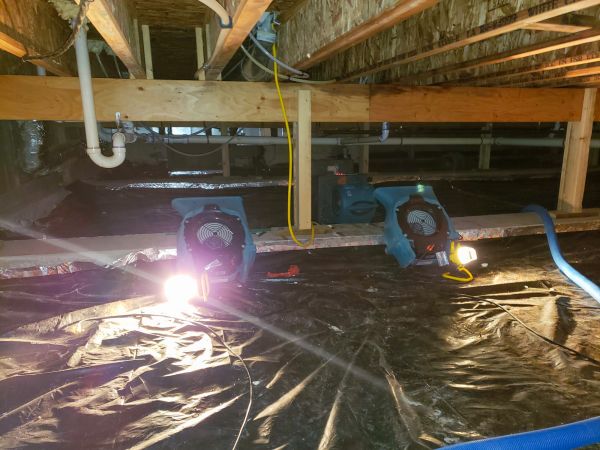 Crawlspace Water Removal in Stone Mountain